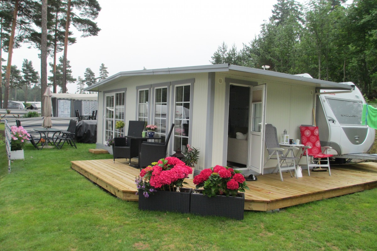 Isolert fortelt / spikertelt til campingvogn